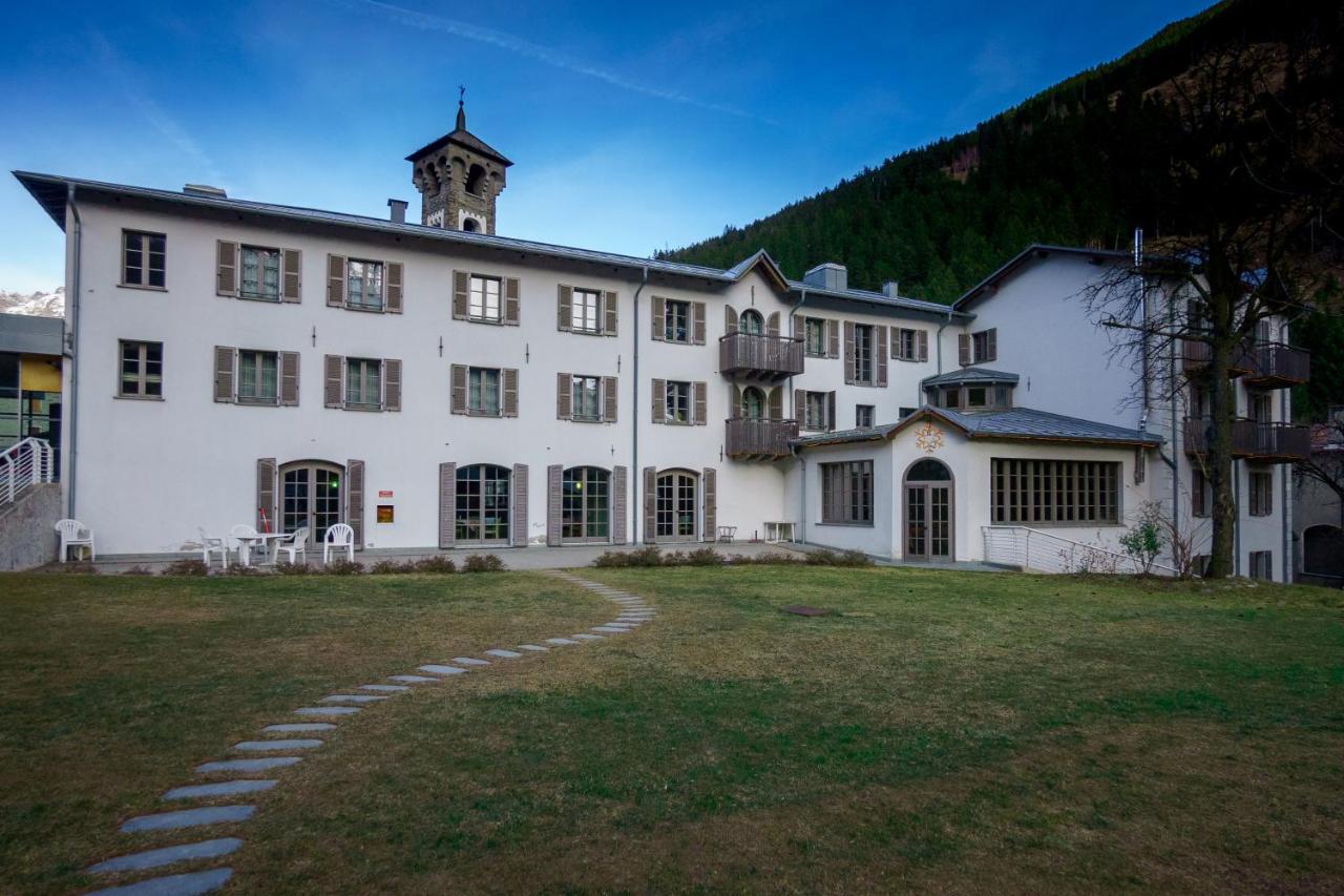 Hotel Cepina Albergo Incantato วัลดิซอตโต ภายนอก รูปภาพ